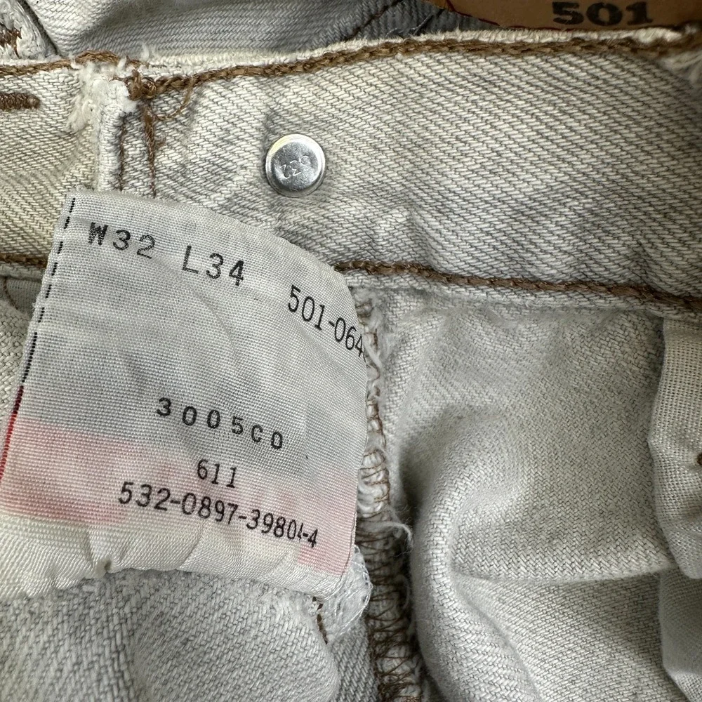 Levi's 501 Made‎ in USA Distressed Grey Wash Jeans W32 L34 Altered Raw Hem